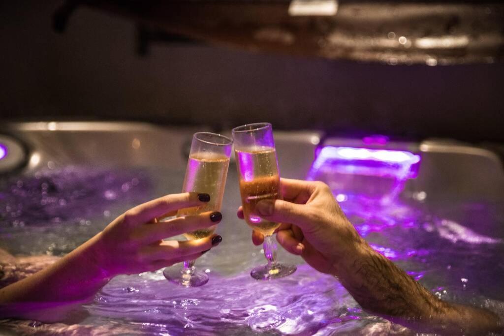 Les Spas Insolites - Le Spa Du Moulin Saint-Junien Eksteriør bilde